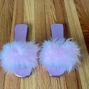 Azalea wang pammy feather sandal women’s size 7.5